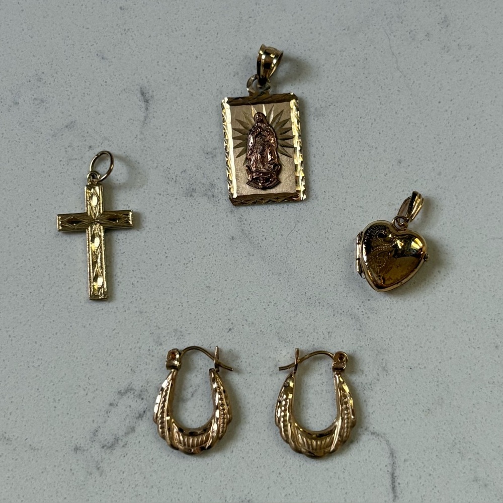 Vintage 10k Gold Lot Italy Rose Gold Virgin Mary Cross & Heart Locket